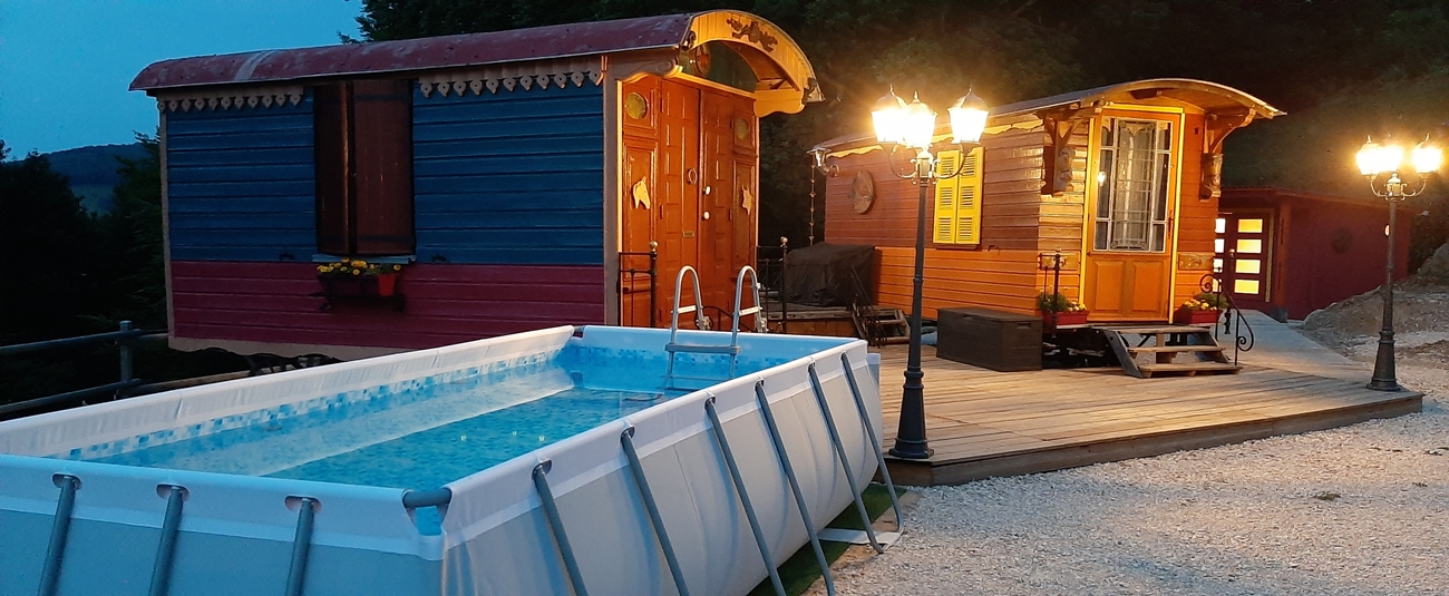 Gîte roulottes de l' Alchimiste en Ariège 09
