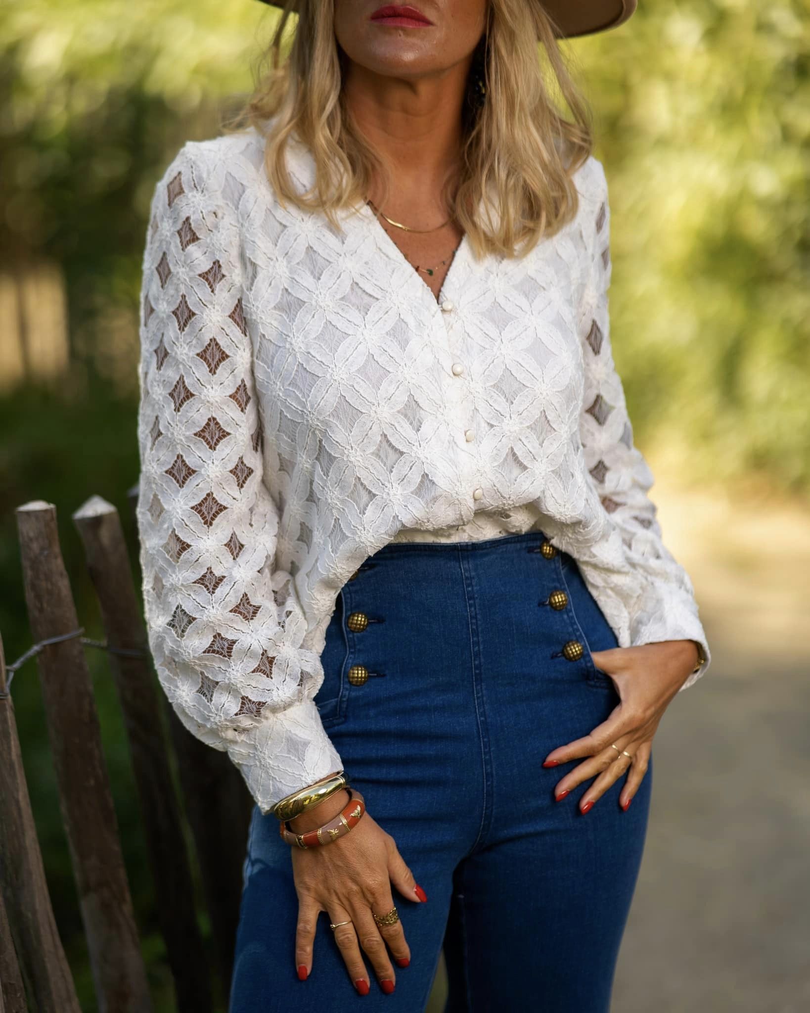 Assia-Blouse écrue en dentelle
