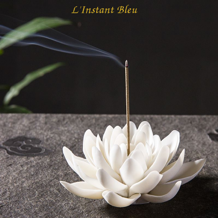 Porte Encens Kāmāla Fleur De Lotus En Céramique