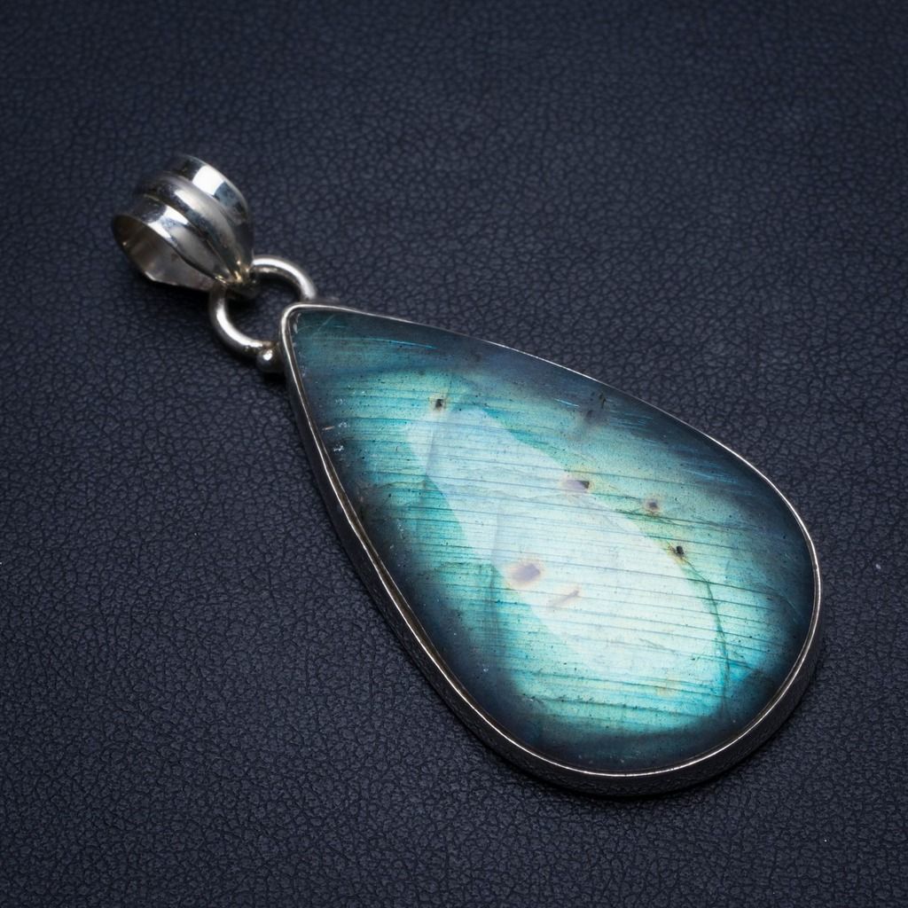 Pendentif « Sākshī » - Labradorite de Feu et Argent Sterling