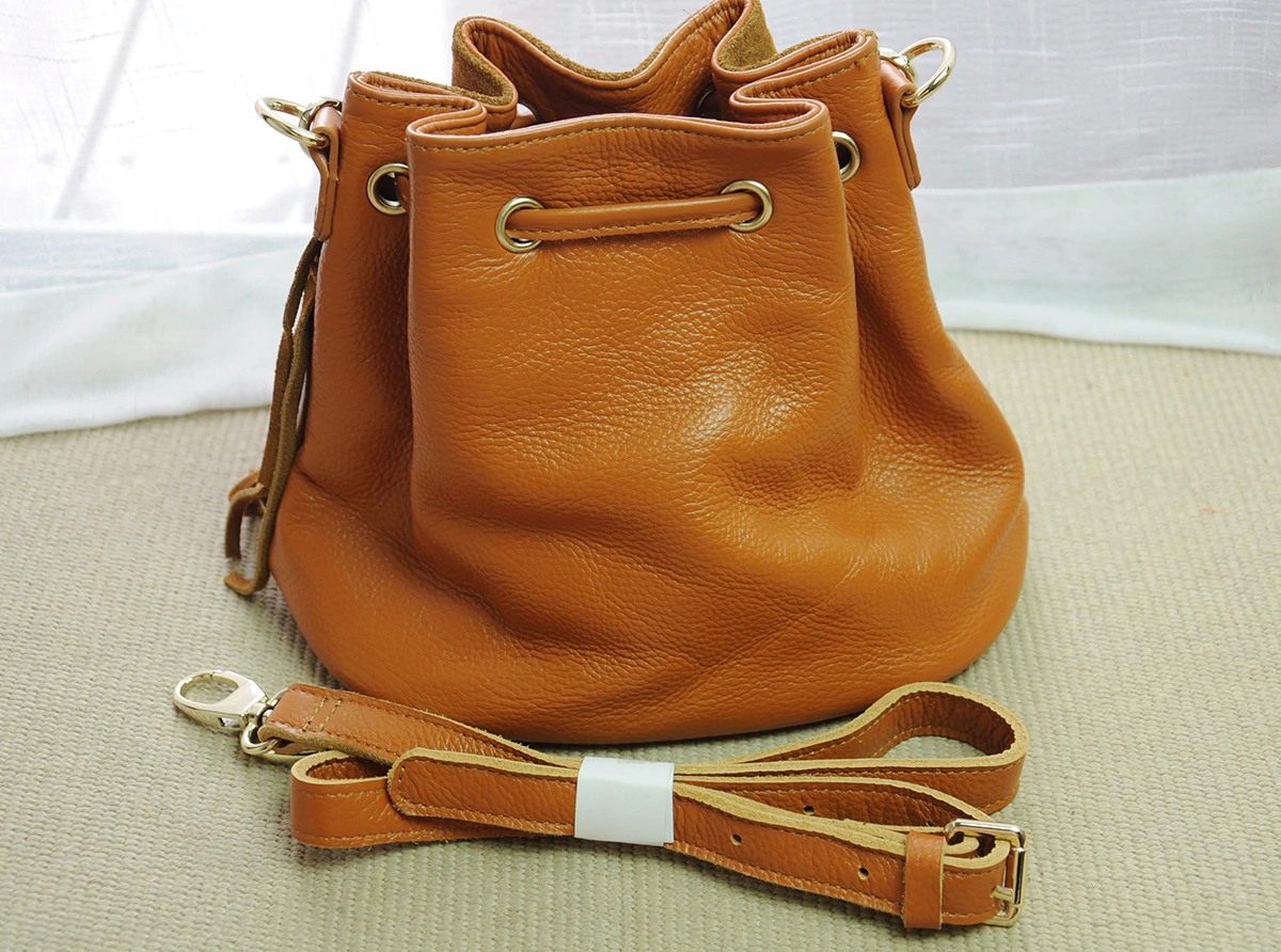 Sac bourse à franges « Lilā  » -10