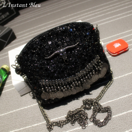 Sac-Pochette « Black Buffalo » style Vintage luxe - B. Sequins