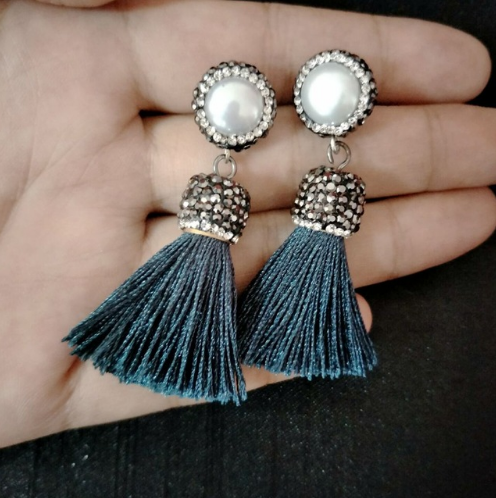 Boucles d’Oreilles vintage « Devavānī »-Perles- Gris anthracite 1