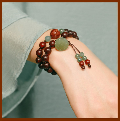 Bracelet Ethnique « Chandānā » Lotus Sacré - en Bois de Santal rouge et Jade naturel-2-