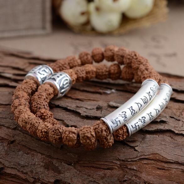 Bracelet Tibétain « Oṃ maṇipadme hūṃ » en Rudraksha et Argent Sterling