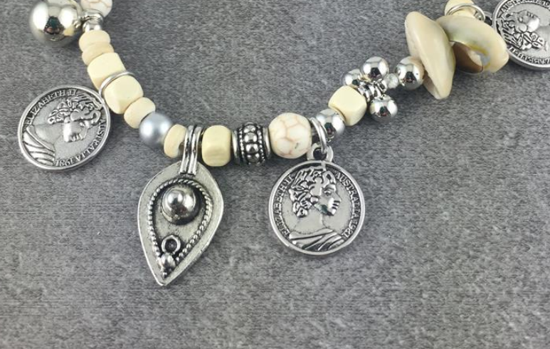 Bracelet Gypsy « Sūrya » Esprit bohème – Perles, Coquillages et Sequins-4