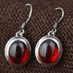 Boucles d’Oreilles « Yamuna » en Argent et Zircon rouge