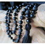 Collier-Mala-noir-en-Onyx-et-pierre-de-lave-108-perles-bijoux-de-Yoga-perles-de