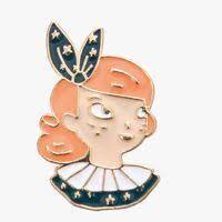 pin's éé Constance - les parisiennes - moulin roty - l'atelier dyloma -deau kids