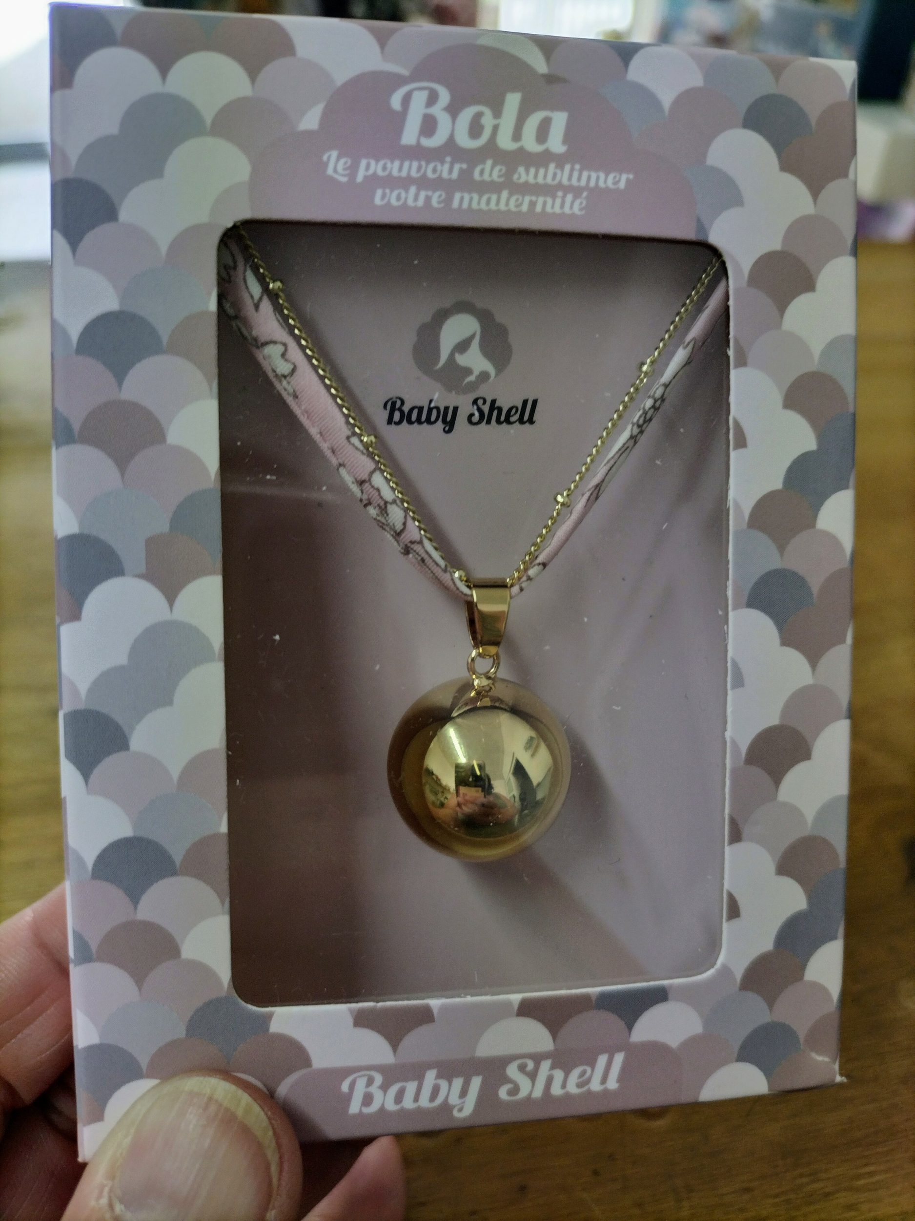 bolae grossesseplaqué or avec chaine etcordon libertyrose 100% coton ,tur maman , l'atelier dyloma , baby shell