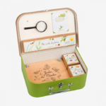 valise-botaniste-moulin-roty-presse-deuille-jardin