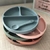 assiette à compartiments , assiette à venotuse , silicone alimentaire ,   cuillère , little eli , l'atelier dyloma , mimizan plage
