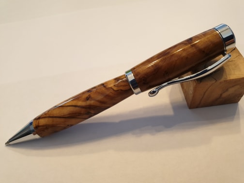 Stylo en bois de loupe de robinier à bille - Modèle Olympe - Stylos bois  précieux/Stylo bois précieux à bille - l'atelier coin ring