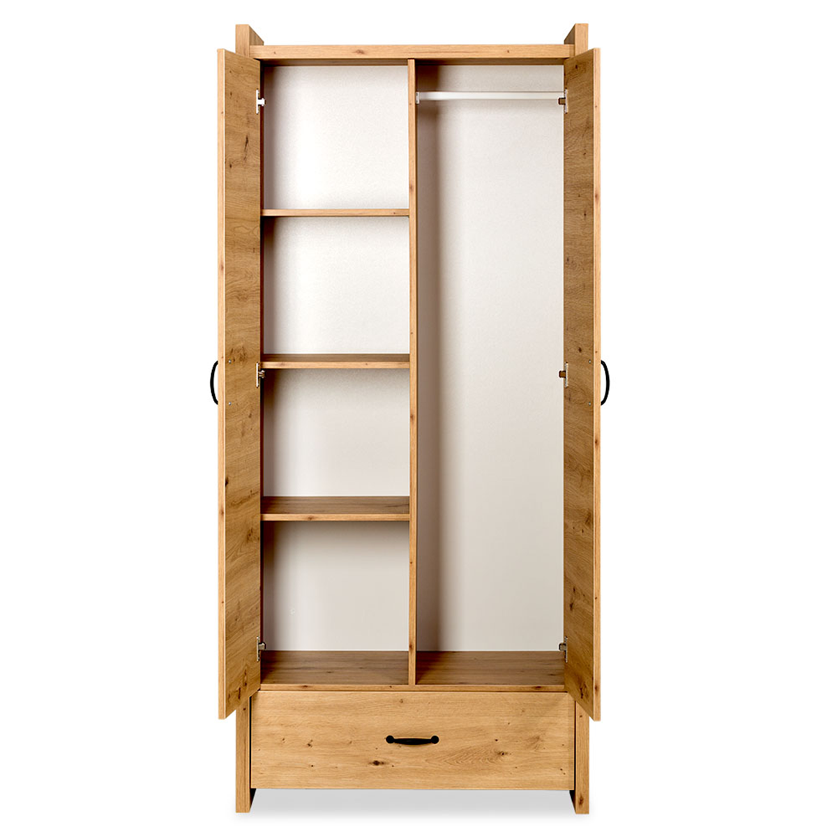 amelia_klups_armoire_ouverte_resize