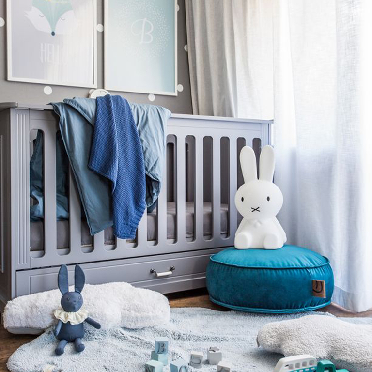 Chambre bébé Ines : lit évolutif, commode et armoire deux portes