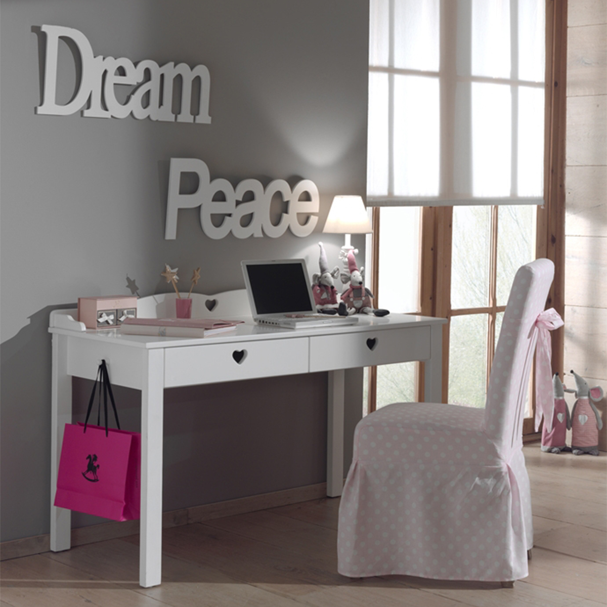 AMBU1314_vipack_bureau_amori