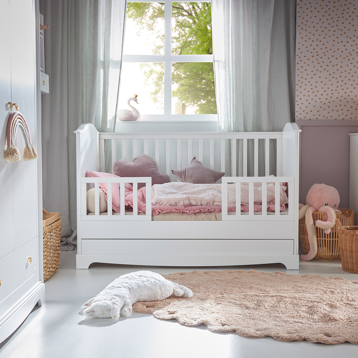bellamy_royal_blanc_ambiance_lit_60_120_02