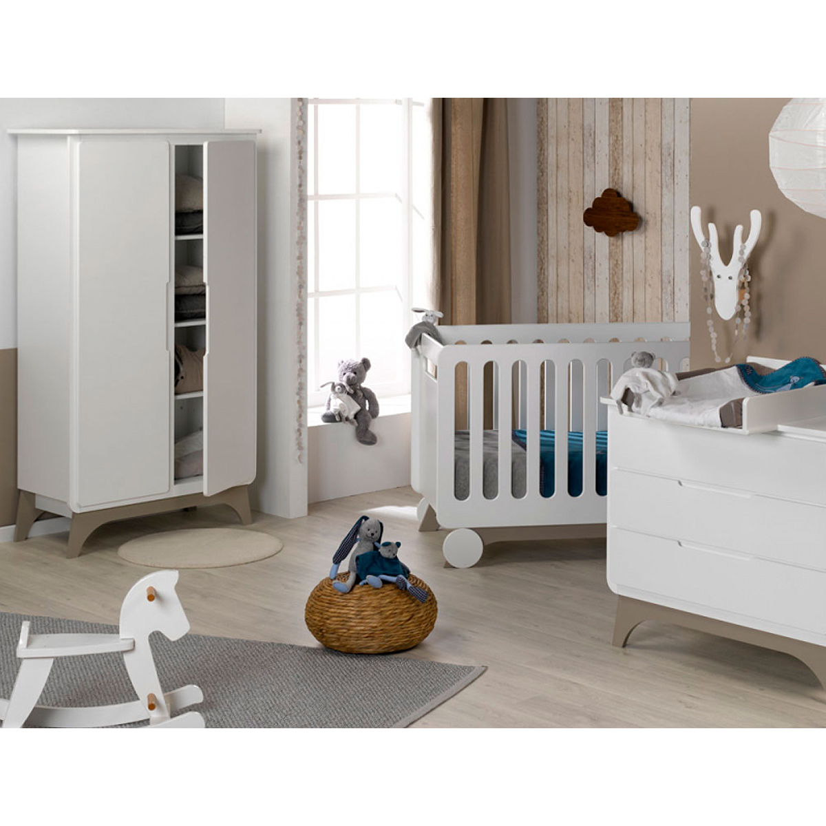 Chambre complète lit bébé évolutif - commode à langer - armoire Bébé Provence Bonheur Blanc Lin