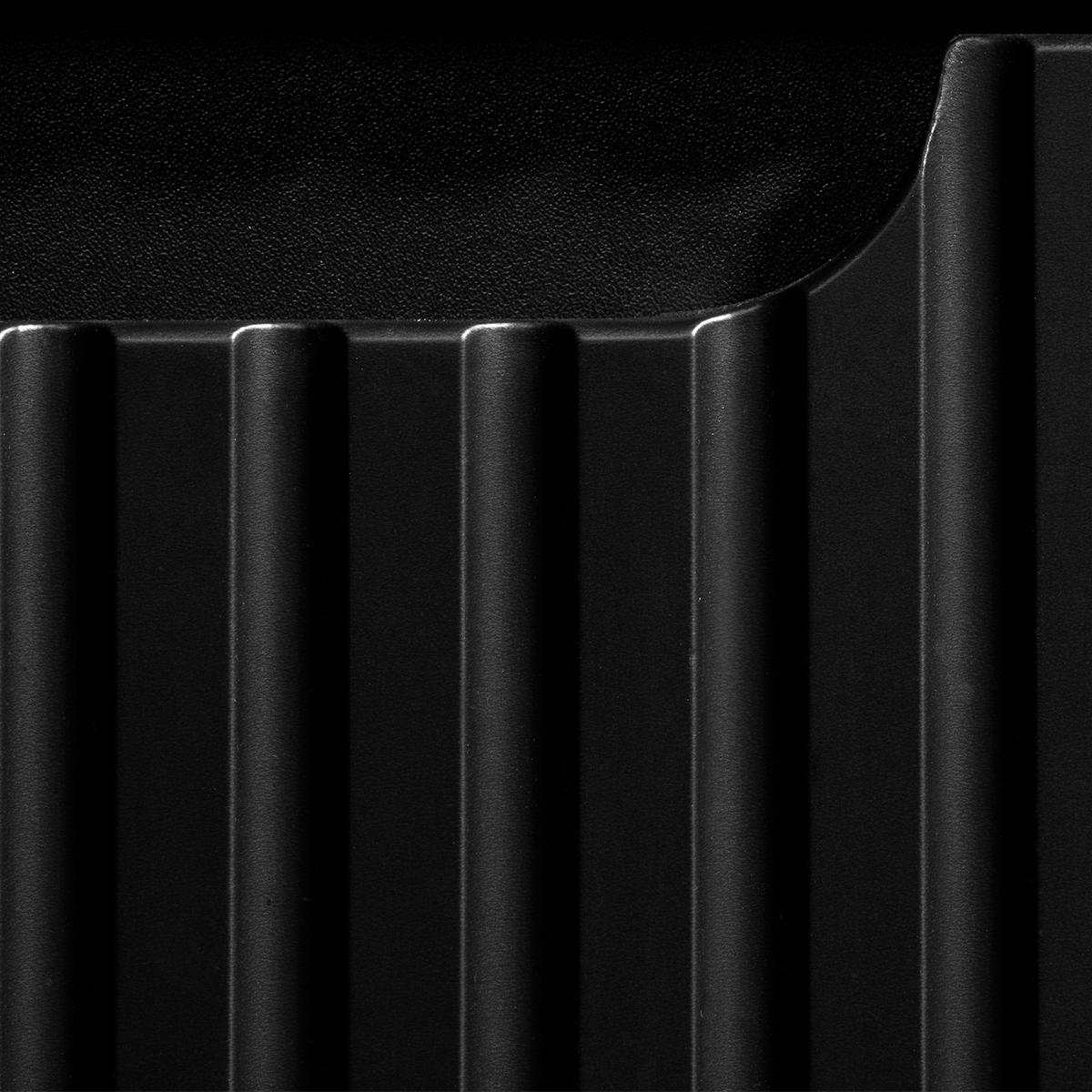 riva_noir_salle_de_bain_detail_10