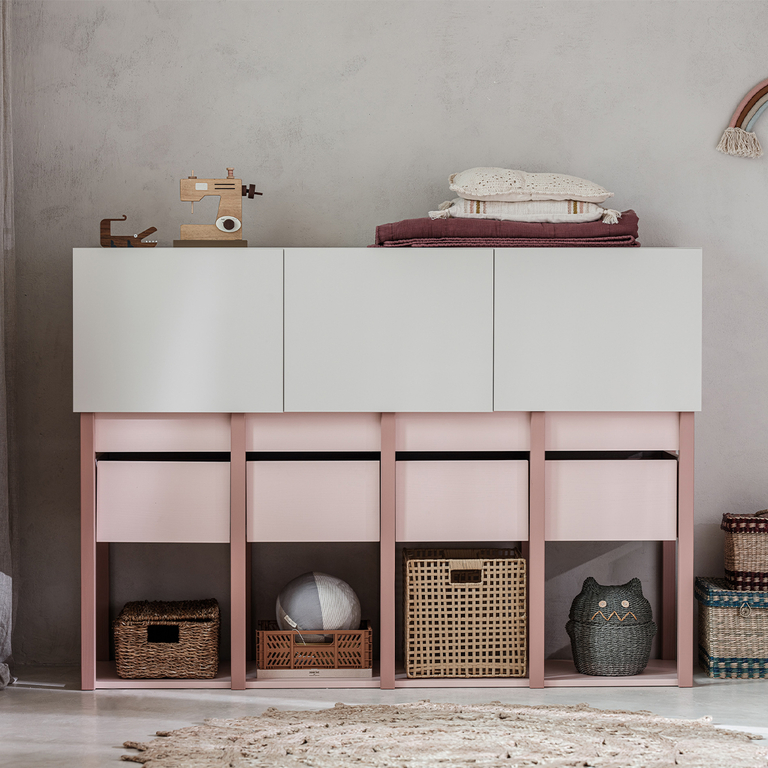 woodluck-tweens-rose-commode-3