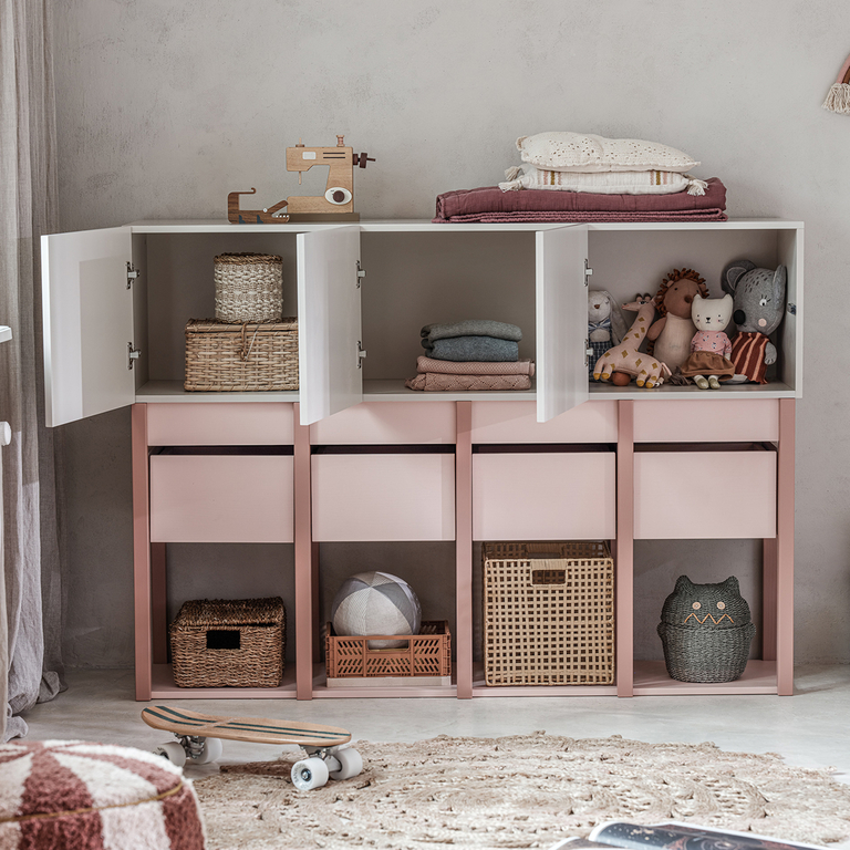 woodluck-tweens-rose-commode-4