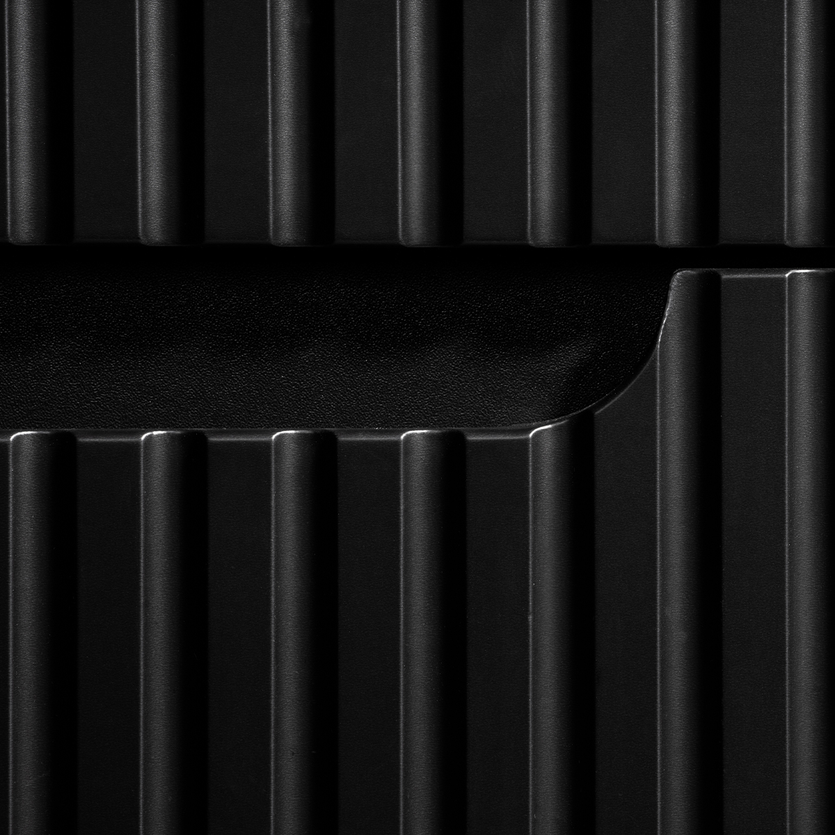 riva-noir-salle-de-bain-detail-2
