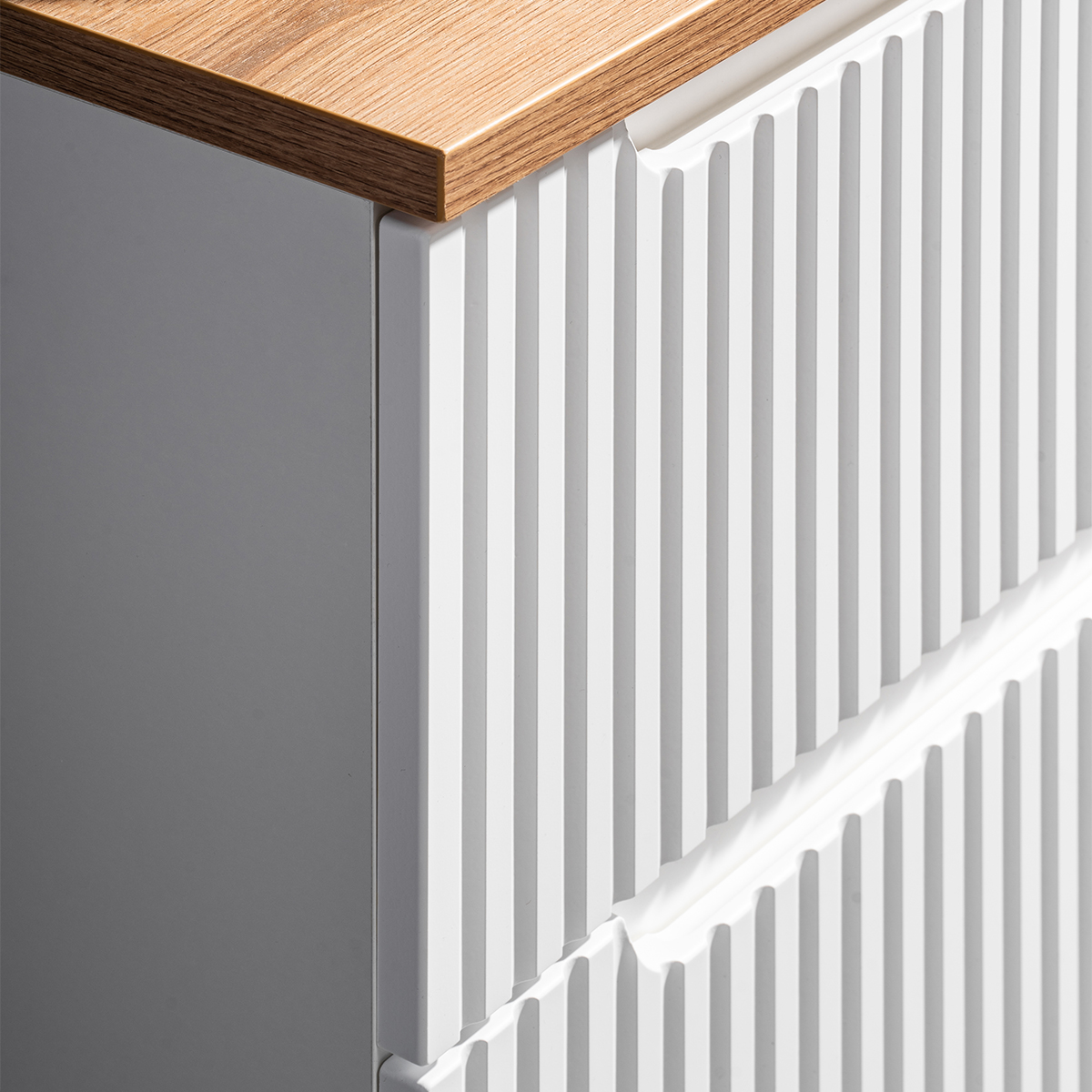 riva-blanc-salle-de-bain-detail-1