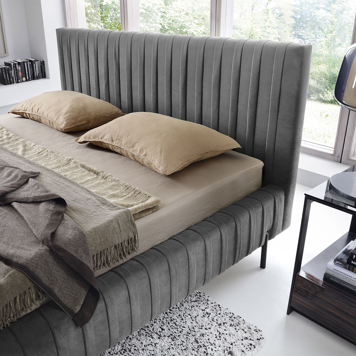petits-meubles_ori_lit_coffre_160-180x200_04VE_gris-fonce_5