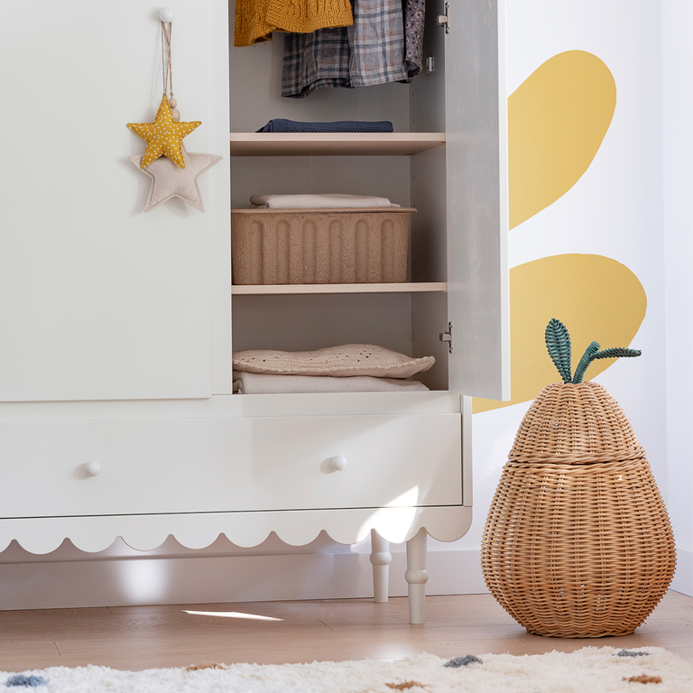 babushka-woodluck-blanc-armoire-3-portes-4