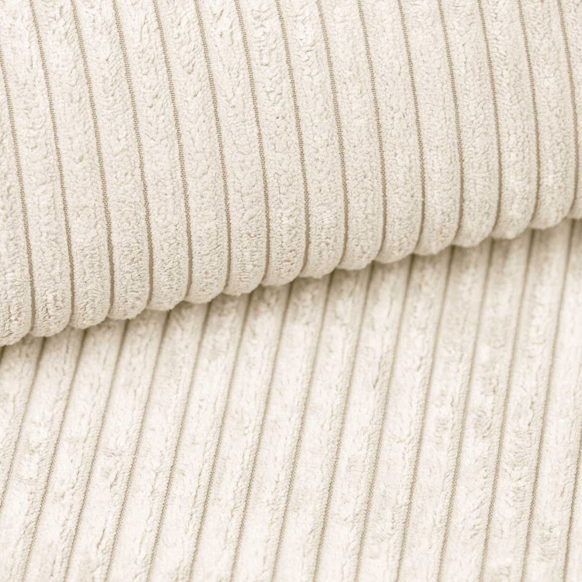 Petits-Meubles_tissu-Paola-blanc-cassé