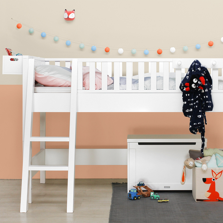 bopita-nordic-lit-mezzanine-mi-hauteur-blanc-90-200-echelle-droite-ambiance