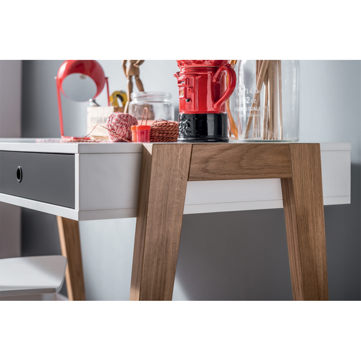 4015115_bureau_vox_concept_gris_5