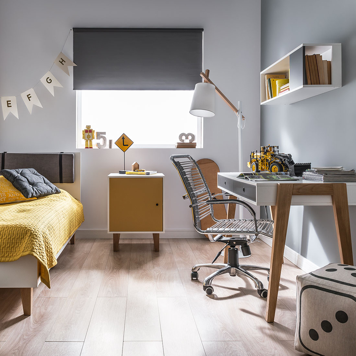 4015115_bureau_vox_concept_gris_7
