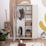 basic_romy_woodluck_cashmere_beige_armoire_5