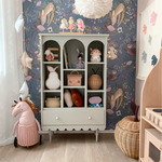 babushka-woodluck-olive-bibliotheque-2