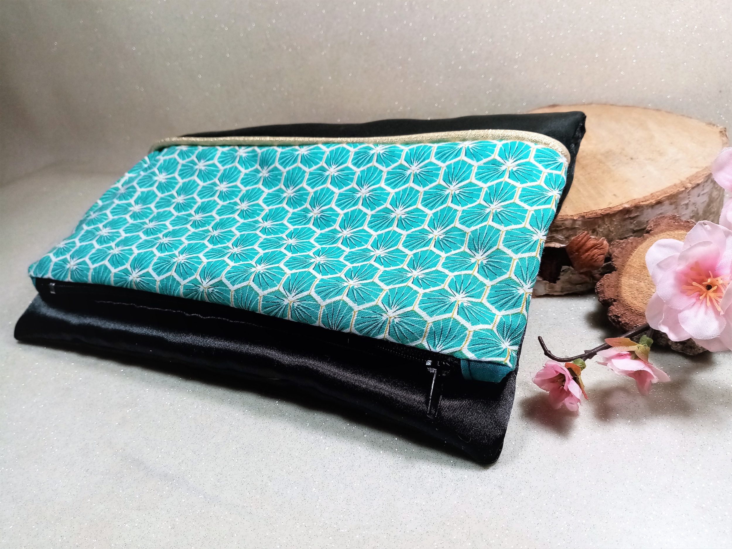 trousse plate xxl satin noir doré