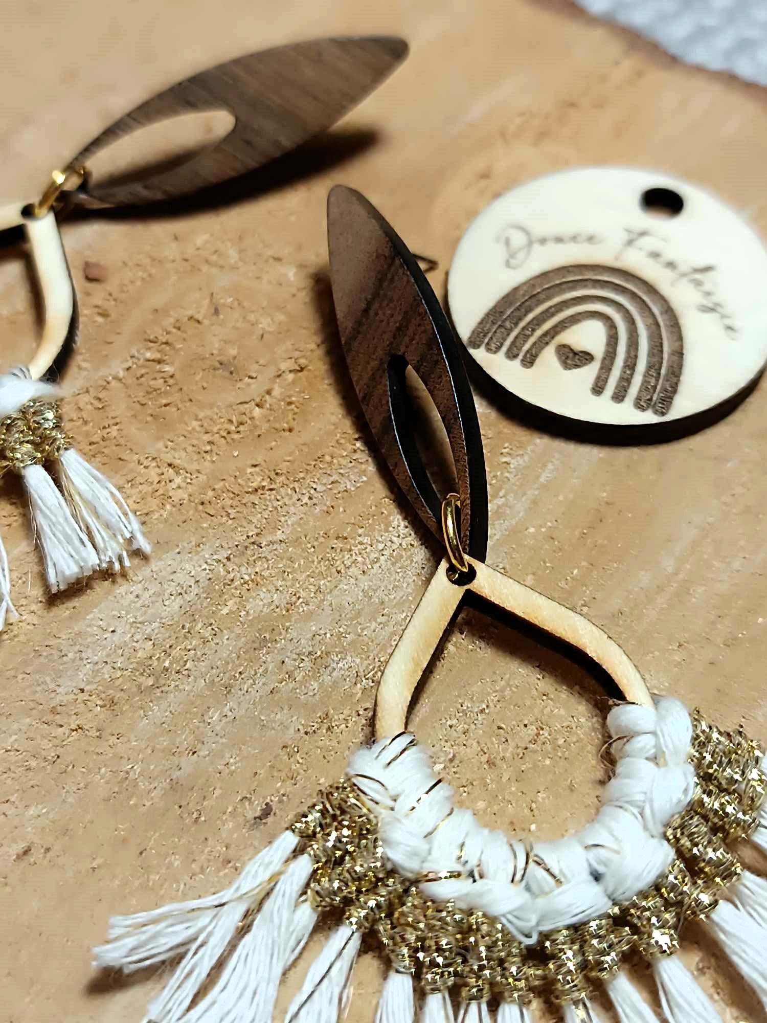 boucle oreilles pendantes macramé bois fait main