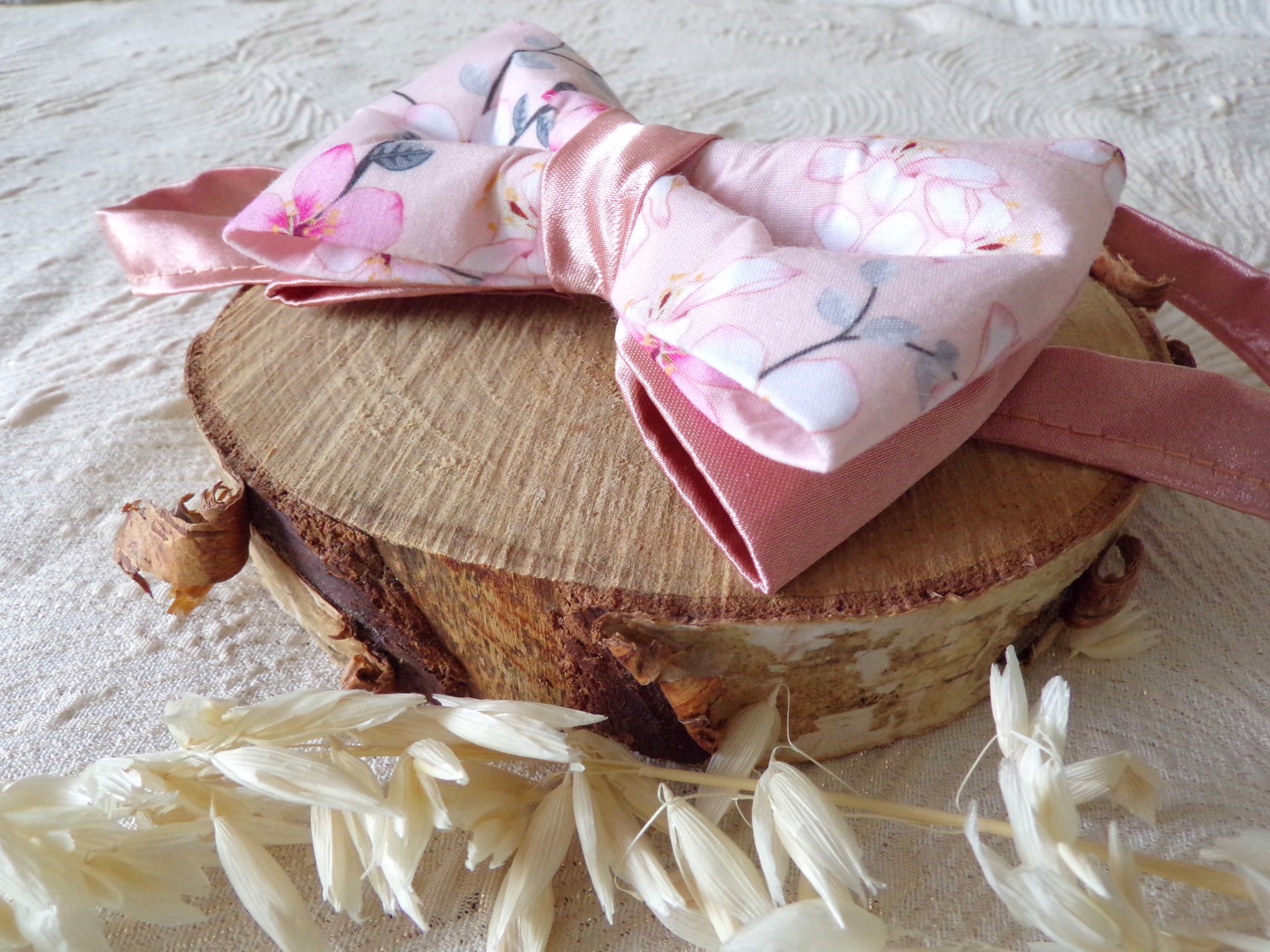 noeud papillon homme satin rose fleurs