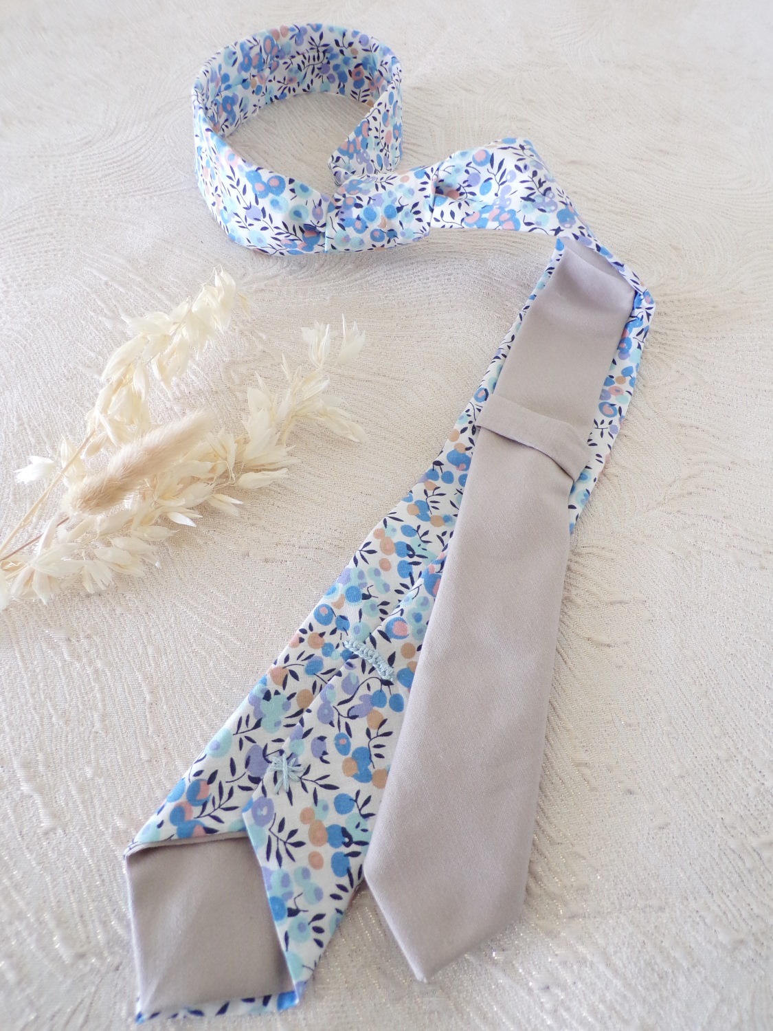 cravate Liberty bleu beige mariage