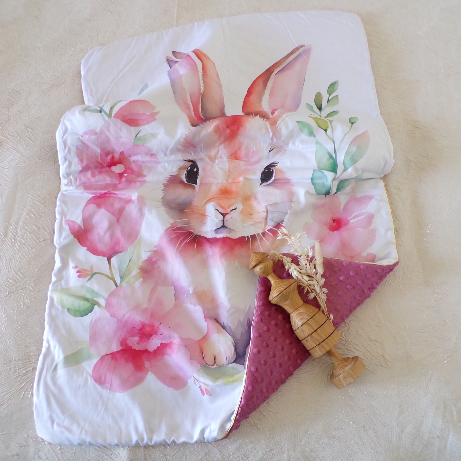 couverture bébé hiver fille lapin rose