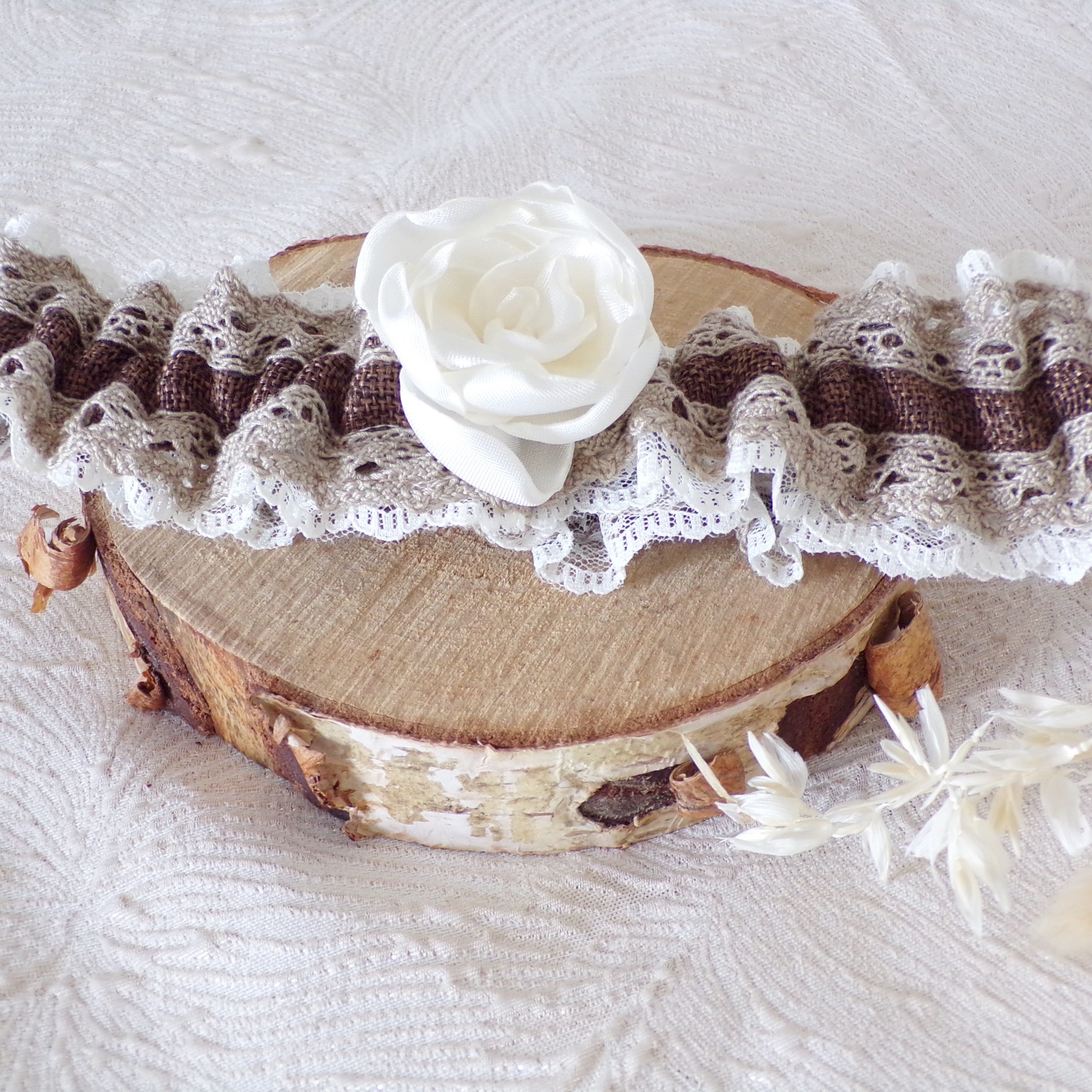 mariage champêtre accessoire mariée dentelle