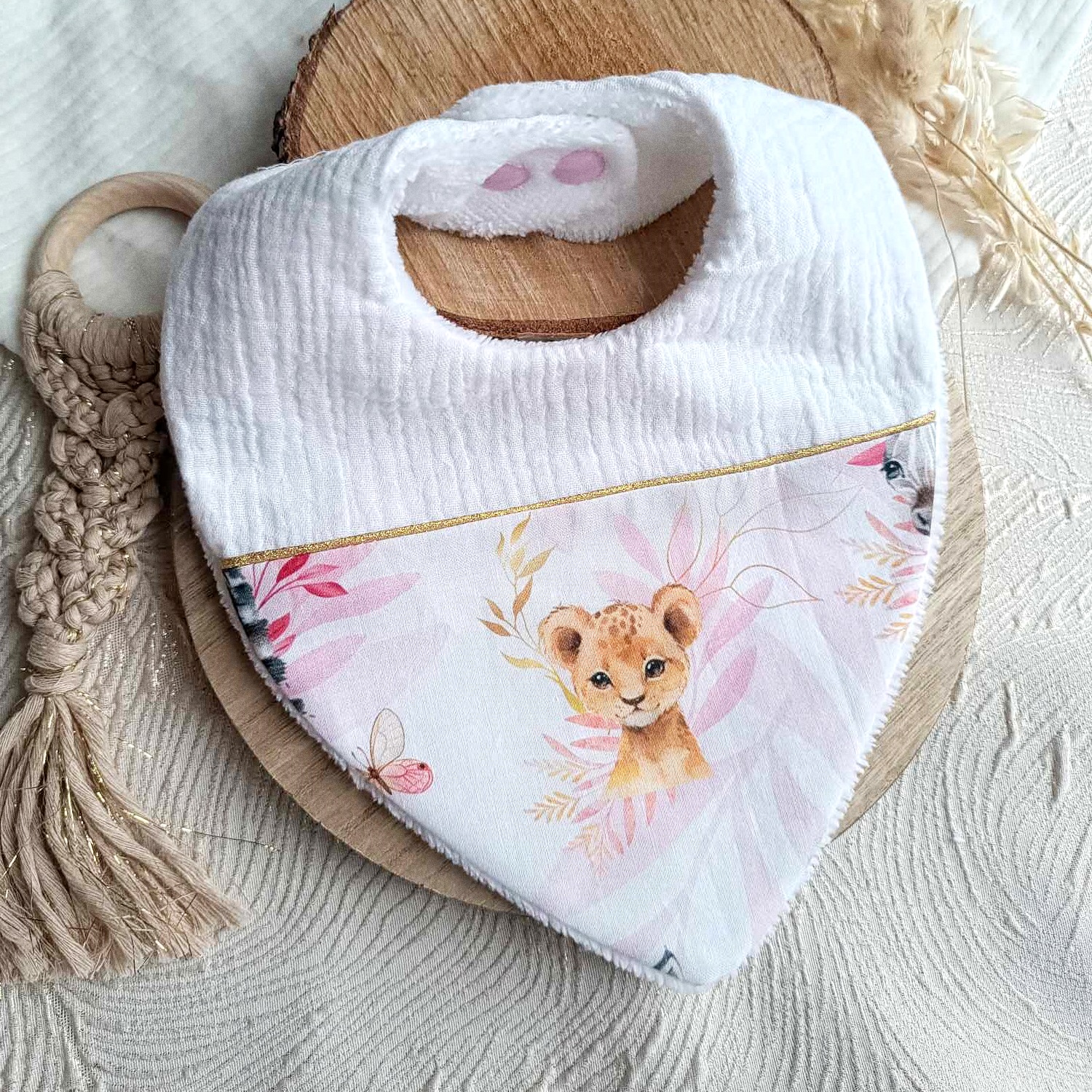 cadeau naissance fille bavoir savane éponge bambou