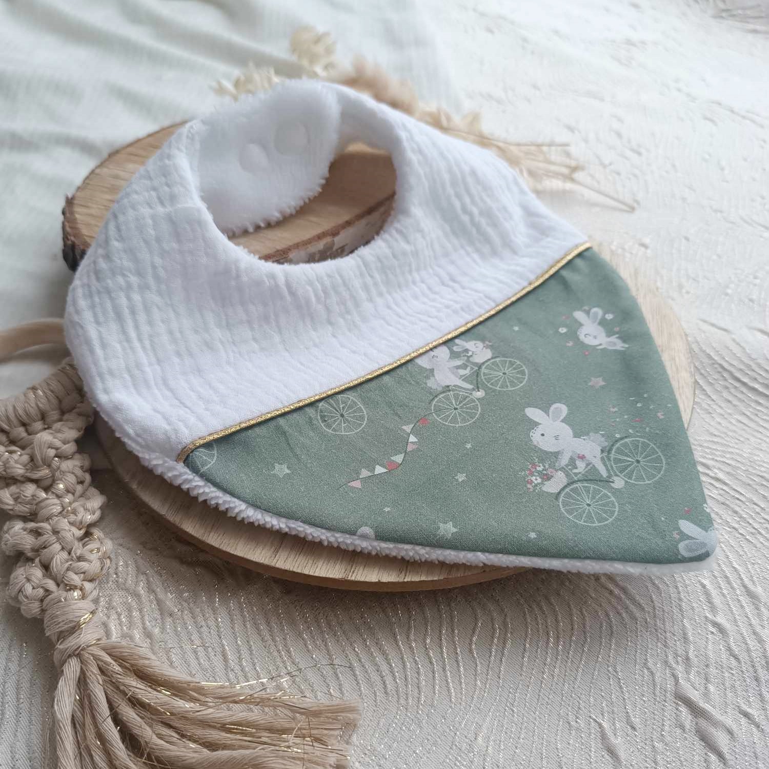 cadeau de naissance lapin artisanal bambou