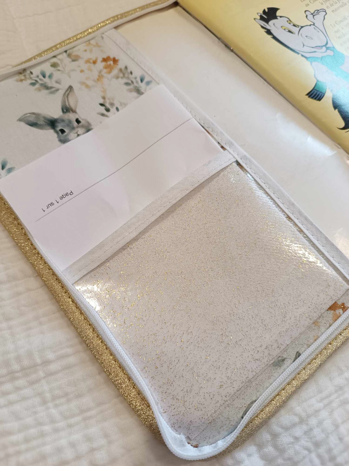 carnet de santé renard lapin beige personnalisé zippé