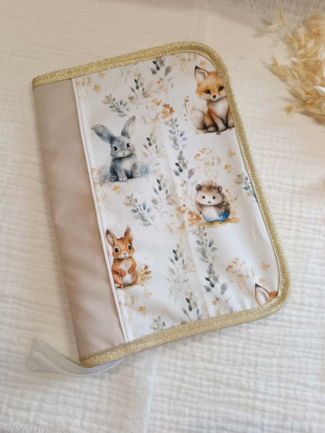 Protège carnet de santé animaux de la foret à personnaliser