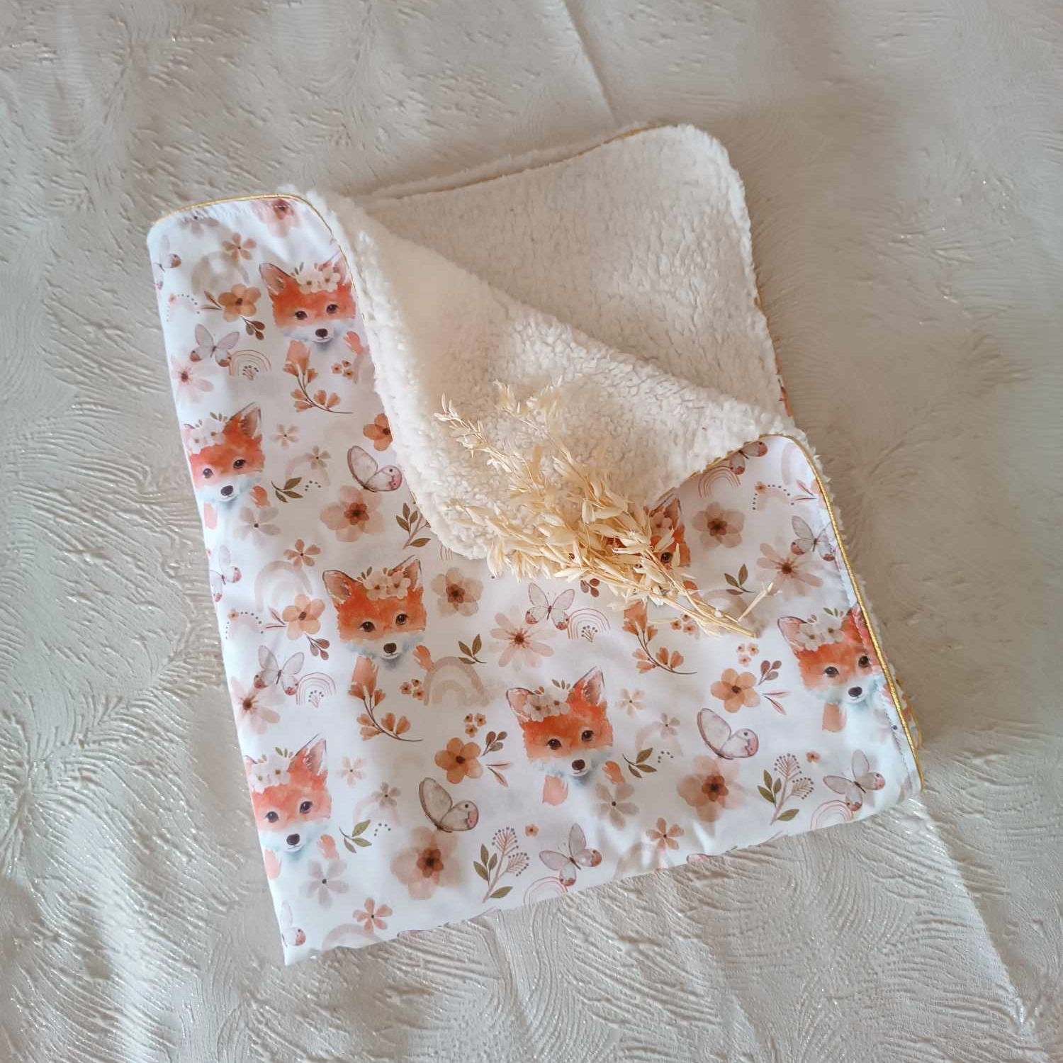 couverture bébé renard beige fausse fourrure