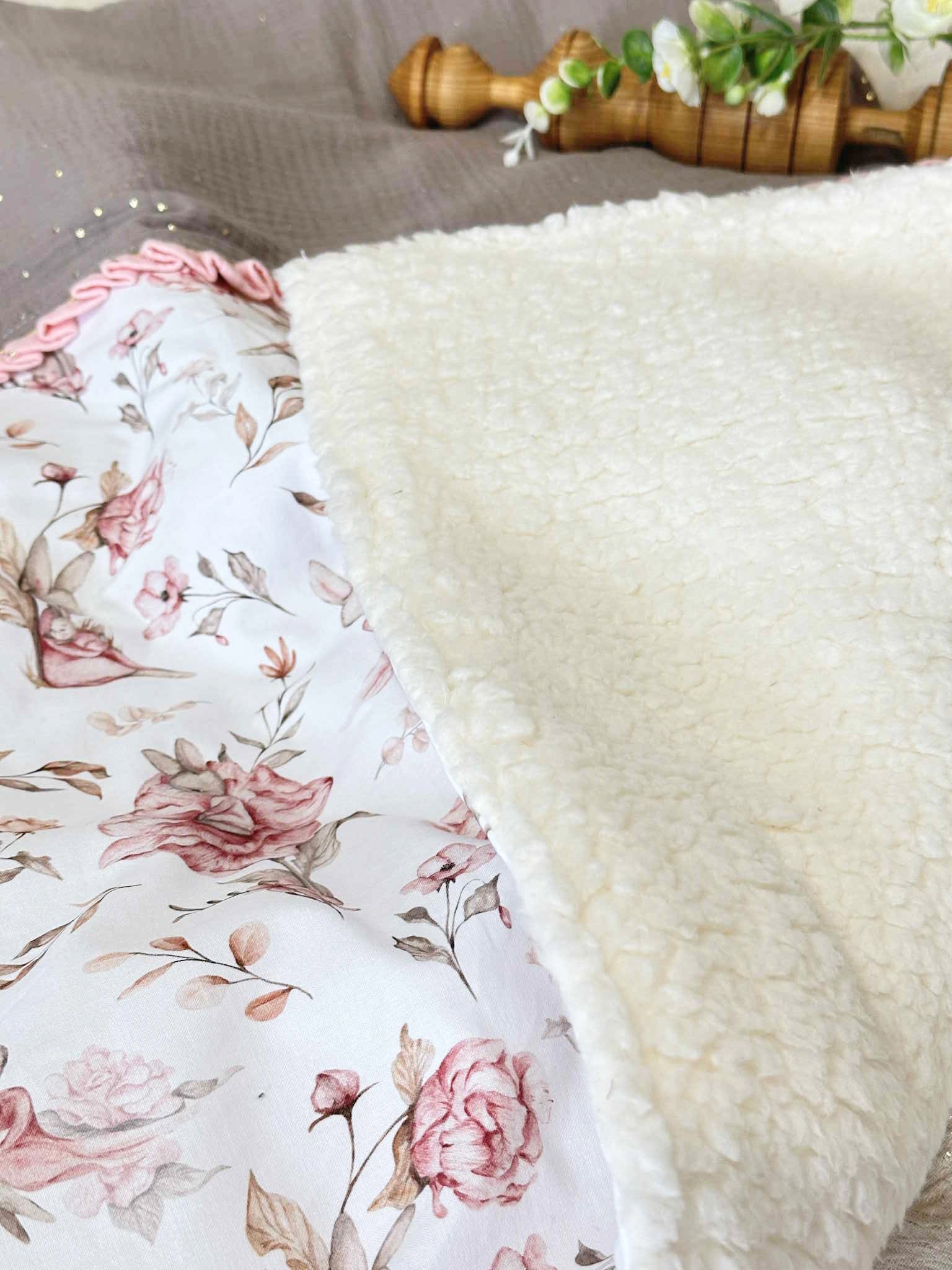 couverture hiver bébé lapin rose câlin poudré fait main