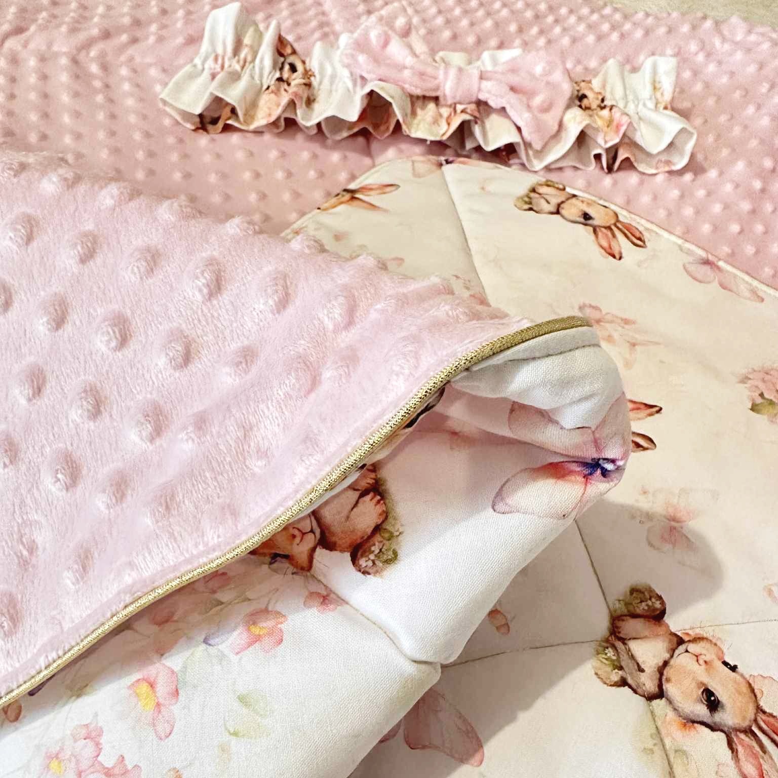 couverture bébé hiver molletonnée lapin rose emmaillotage