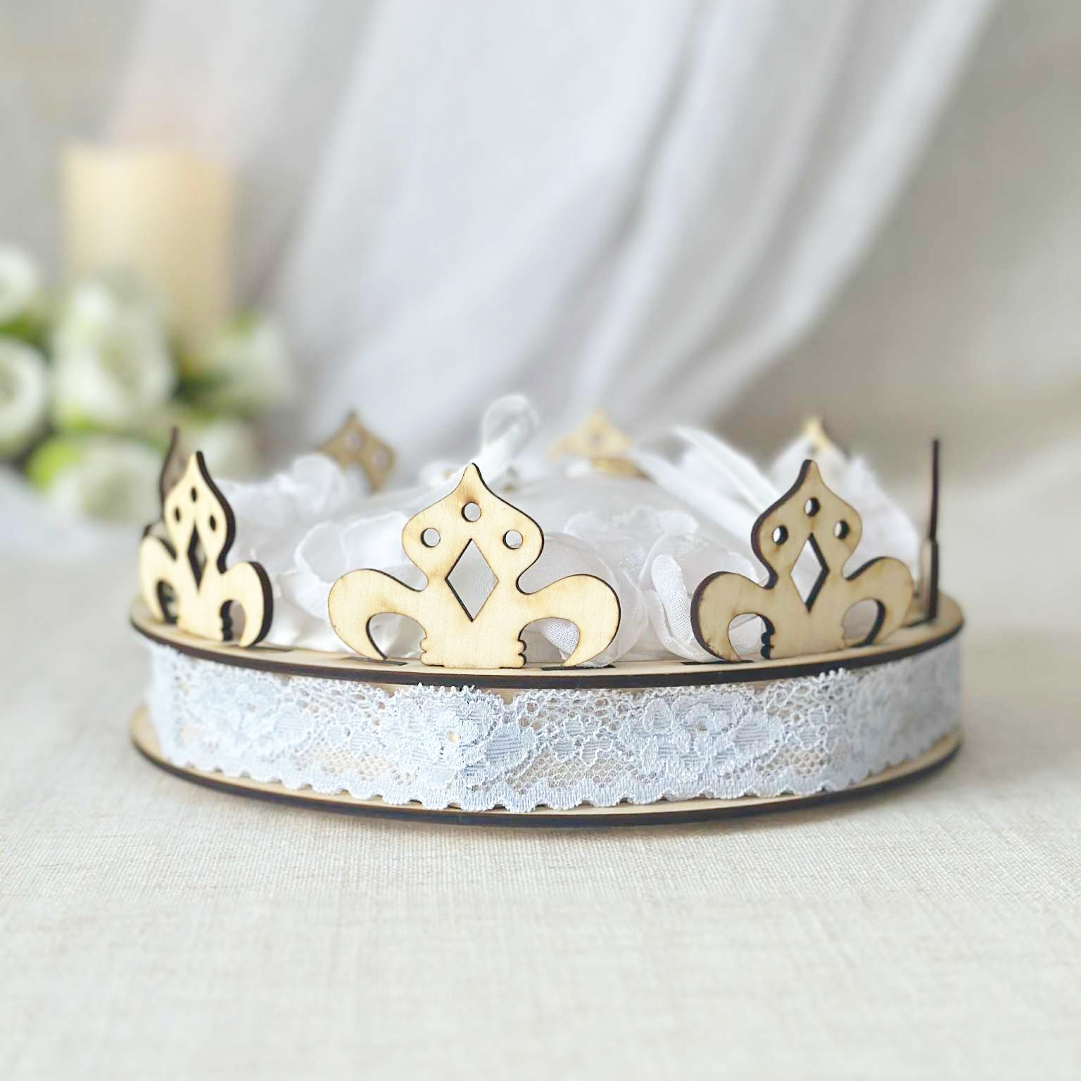 porte alliances couronne satin bleu pastel blanc