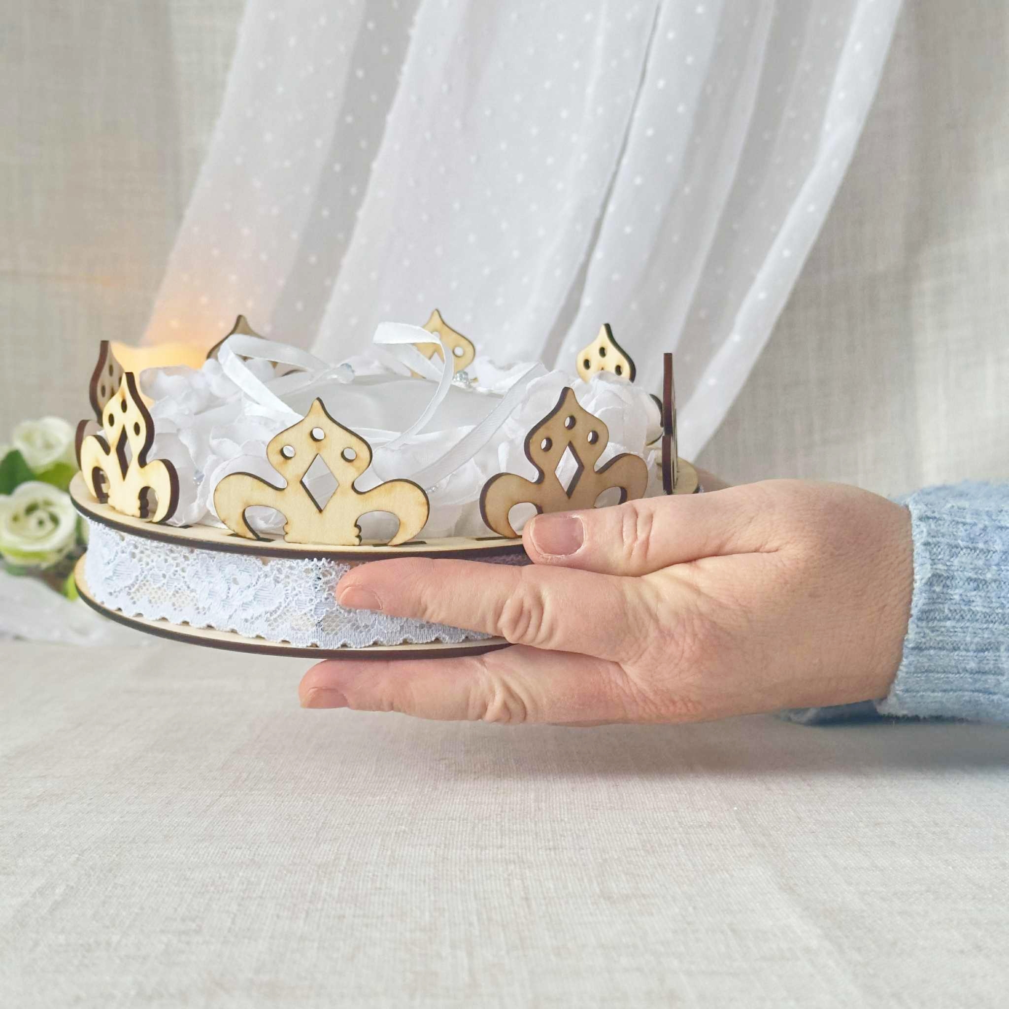 couronne mariage bleu pastel accessoire satin bois perles